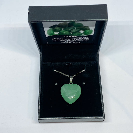 Green Aventurine Heart Pendant - Rivendell Shop
