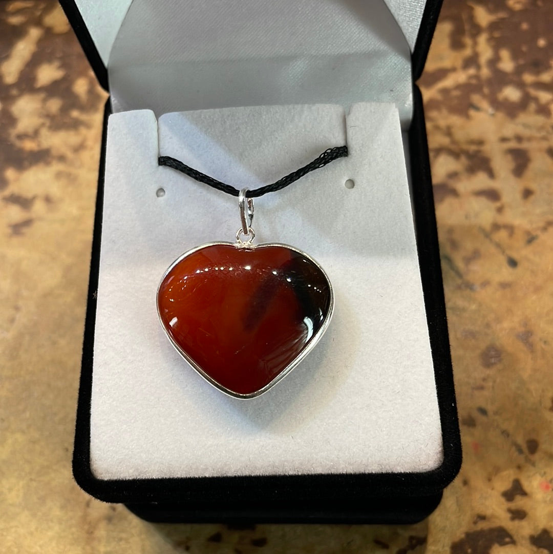 Crystal heart silver pendants - Rivendell Shop