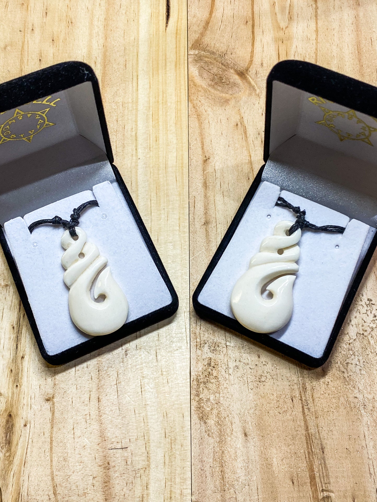 Handcarved Twist Hook Bone Carving Pendant - Rivendell Shop