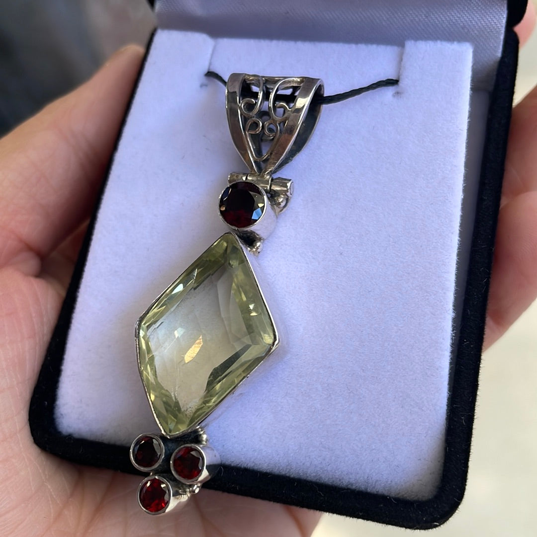 Green amethyst and garnet sterling silver pendant - Rivendell Shop