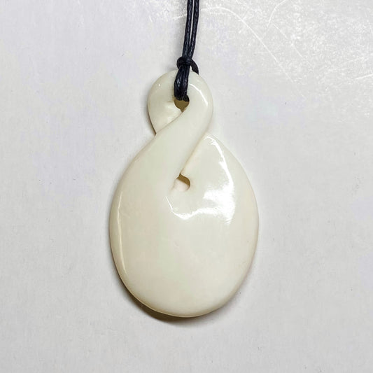 Handcarved Twist Bone Carving Pendant - Pikorua - Rivendell Shop