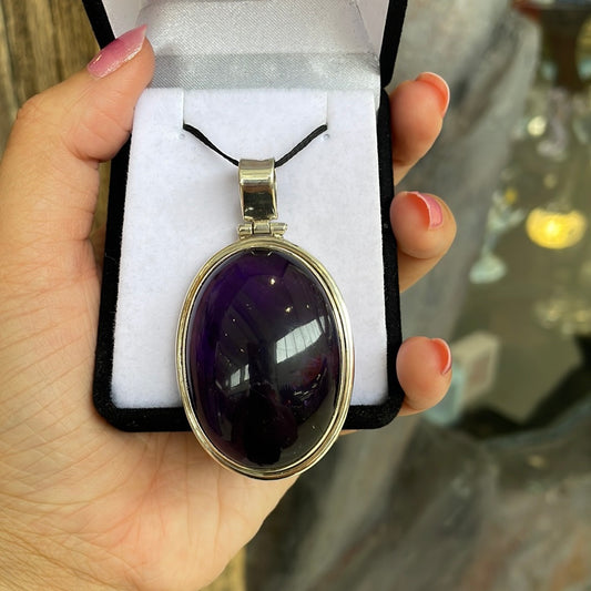 Large oval amethyst silver pendant - Rivendell Shop